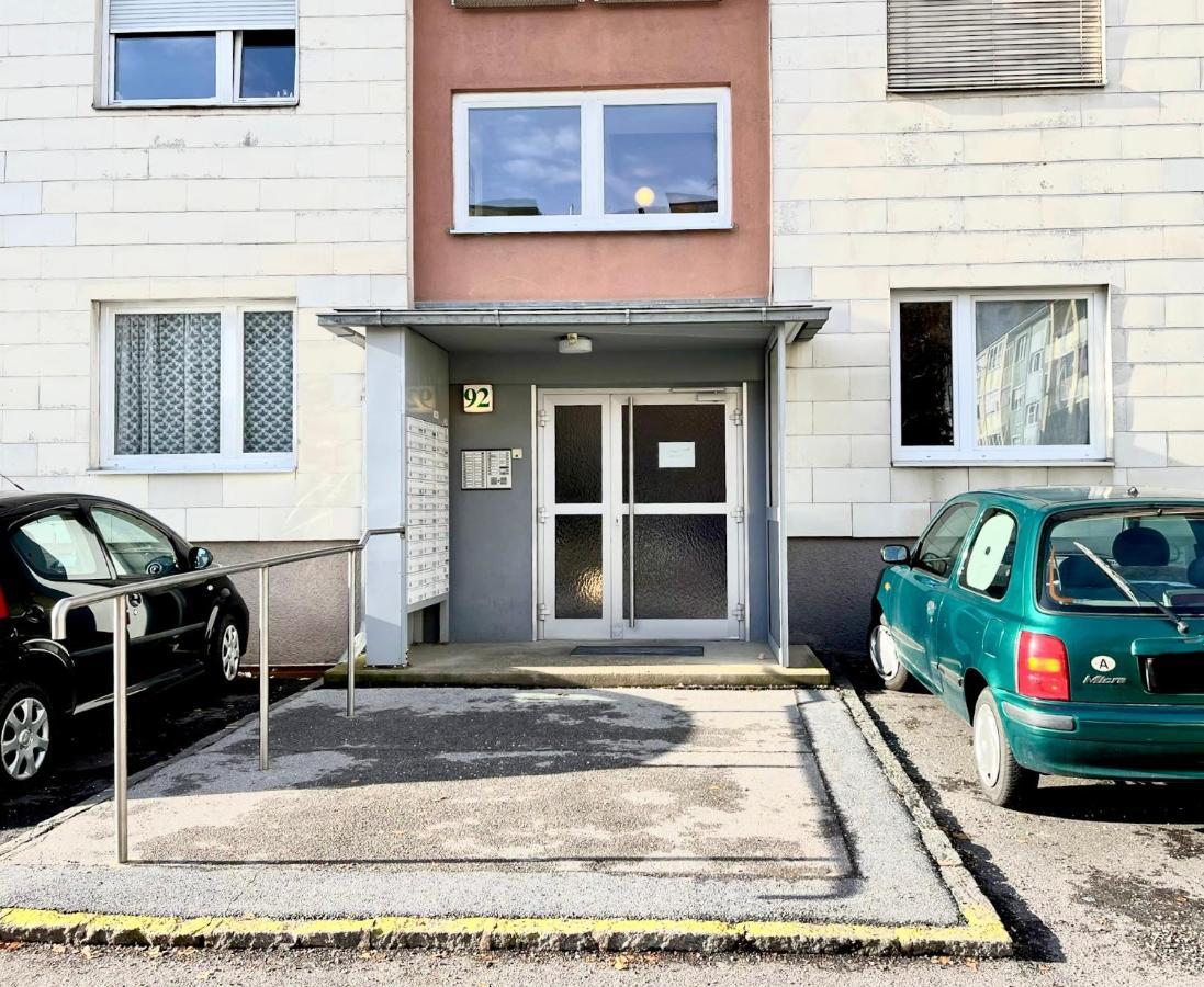 Modern Havanna Appartment Graz Exterior photo